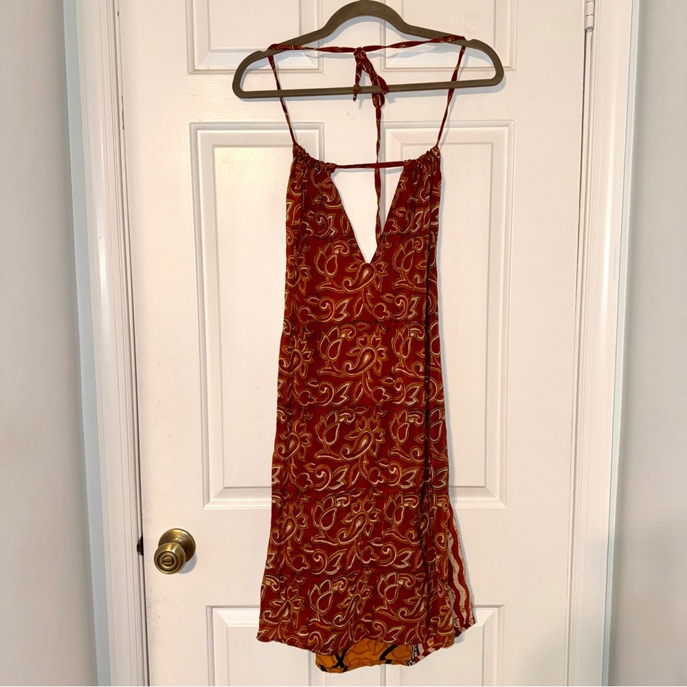 Indie Ella Rust orange Paisley boho halter plunge back dress 100% silk M/L